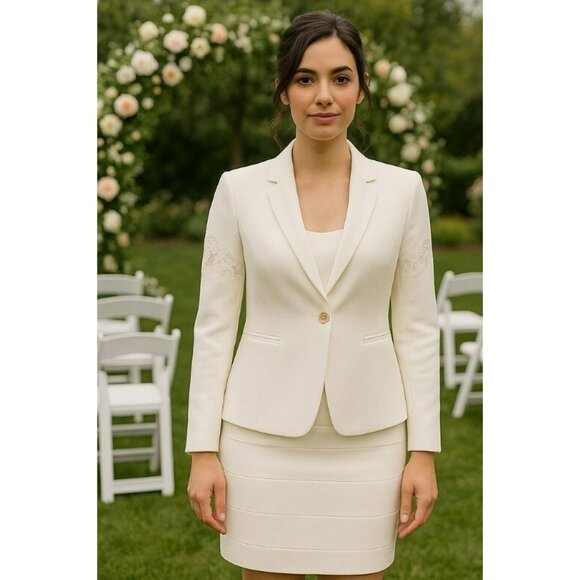 NWT BCBG Maxazria Skirt Suit Sz XS / S Ivory Lace Stretch Elastic Office Siren - Picture 1 of 14